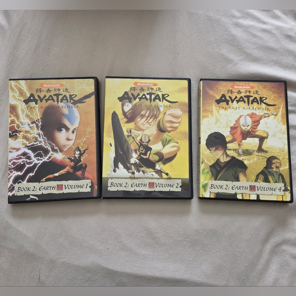 Avatar: The Last Airbender Book 2 - Volume 1,2, And 4 Earth DVD Set (Yellow)